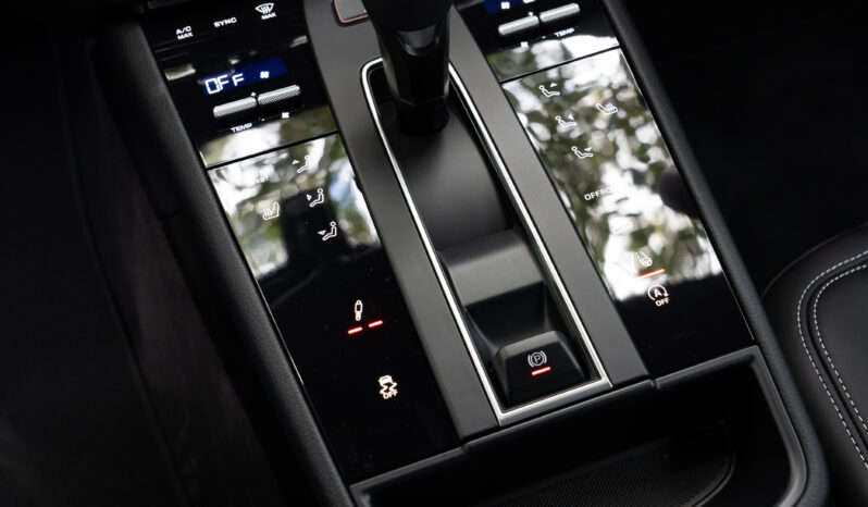 2022 PORSCHE MACAN T full