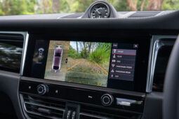 2022 PORSCHE MACAN T full
