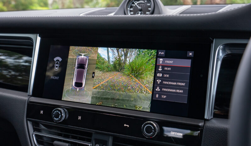 2022 PORSCHE MACAN T full