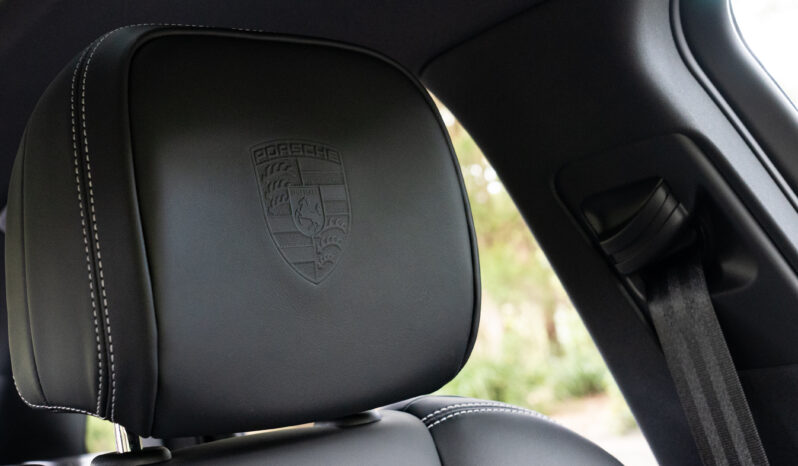 2022 PORSCHE MACAN T full