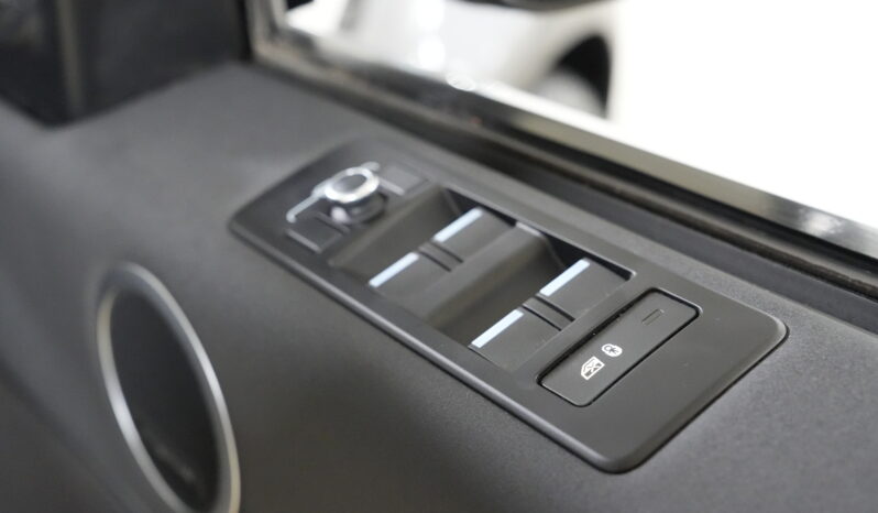 2018 Land Rover Discovery SD6 HSE full