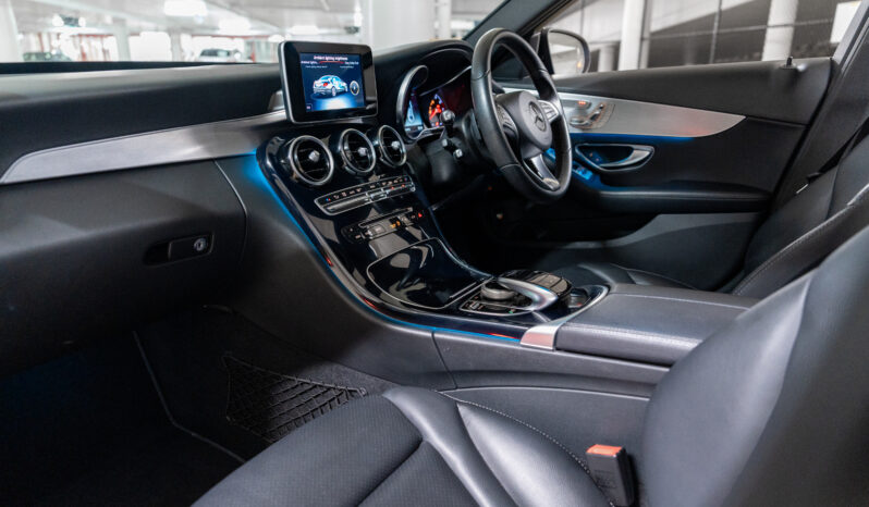 2017 MERCEDES-BENZ C200 full