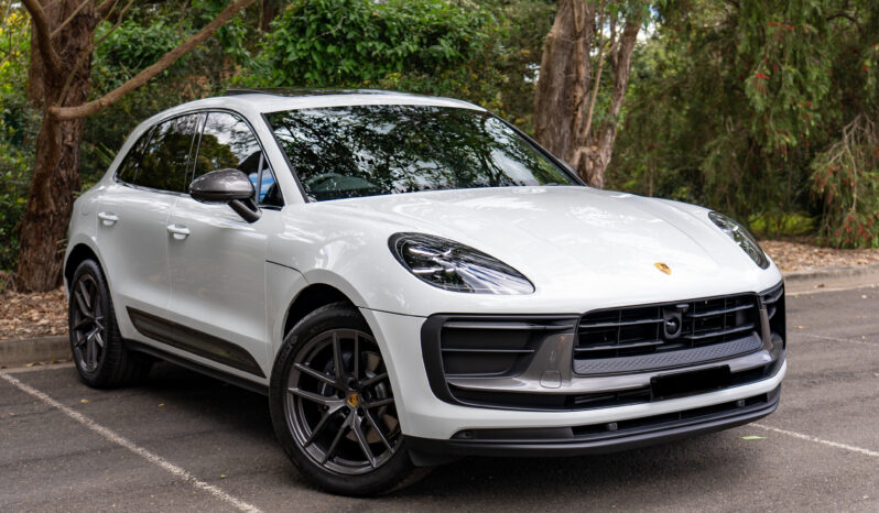 2022 PORSCHE MACAN T full