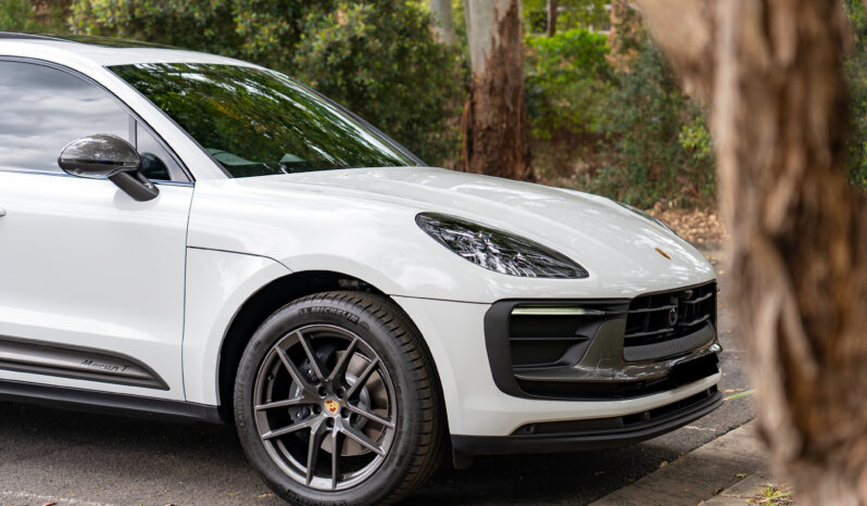 2022 PORSCHE MACAN T full