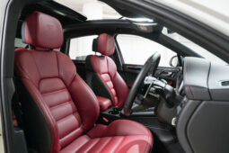 2022 PORSCHE MACAN T full