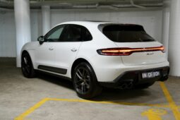 2022 PORSCHE MACAN T full