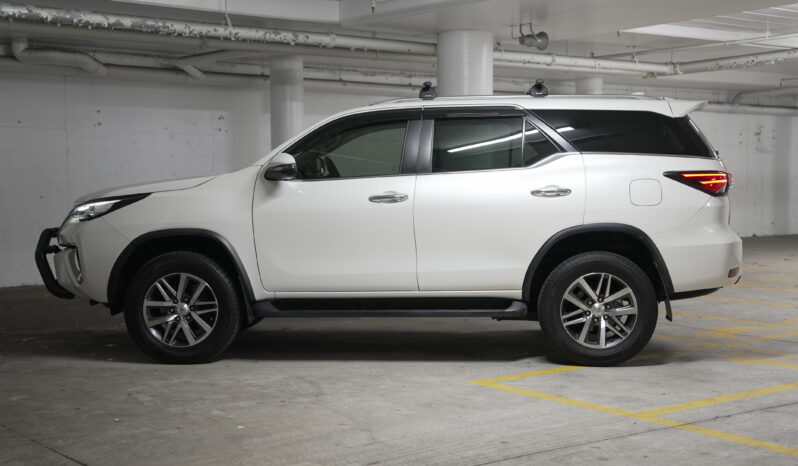 2020 Toyota Fortuner Crusade full