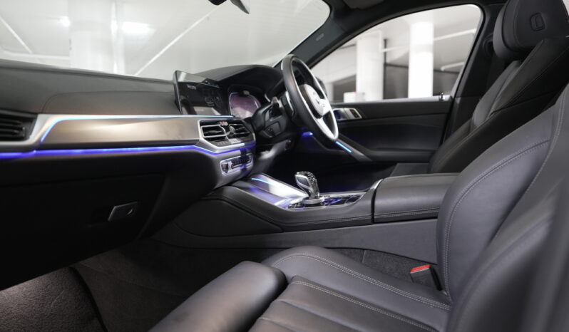2021 BMW X6 xDrive30d M Sport full