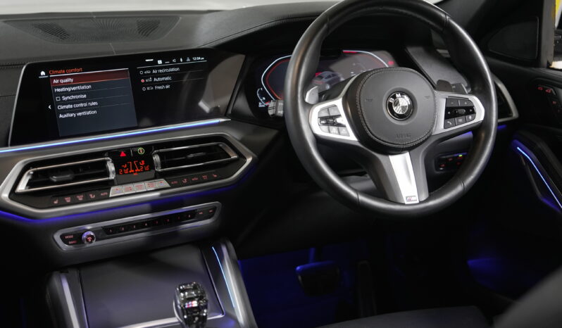 2021 BMW X6 xDrive30d M Sport full