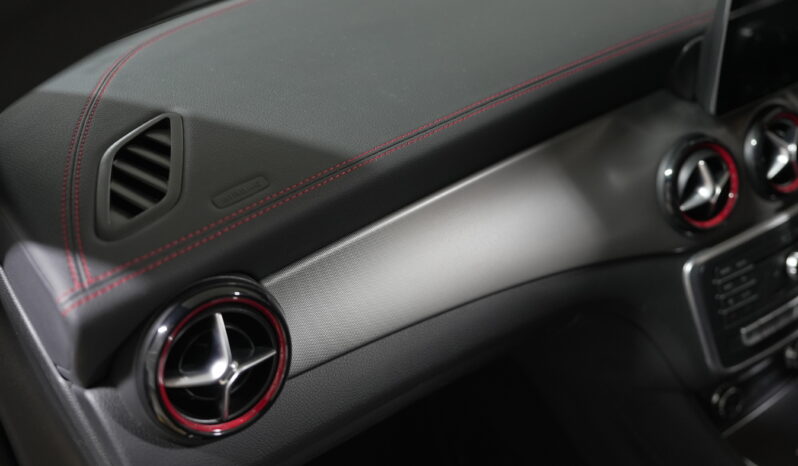 2016 MERCEDES-BENZ CLA250 Sport full
