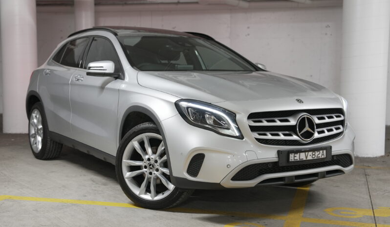 2019 MERCEDES-BENZ GLA180 Urban Edition full