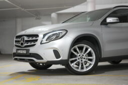 2019 MERCEDES-BENZ GLA180 Urban Edition full