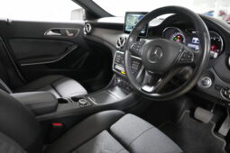 2019 MERCEDES-BENZ GLA180 Urban Edition full