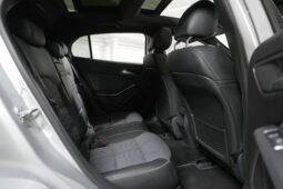 2019 MERCEDES-BENZ GLA180 Urban Edition full