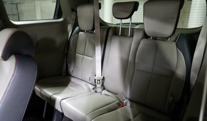 2017 Kia Carnival SLi 6sp 3.3i full