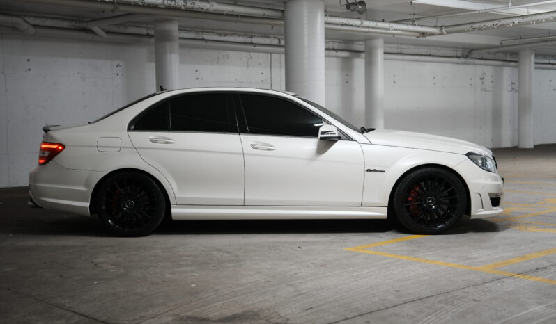 2013 Mercedes-Benz C63 AMG Performance Package Plus full
