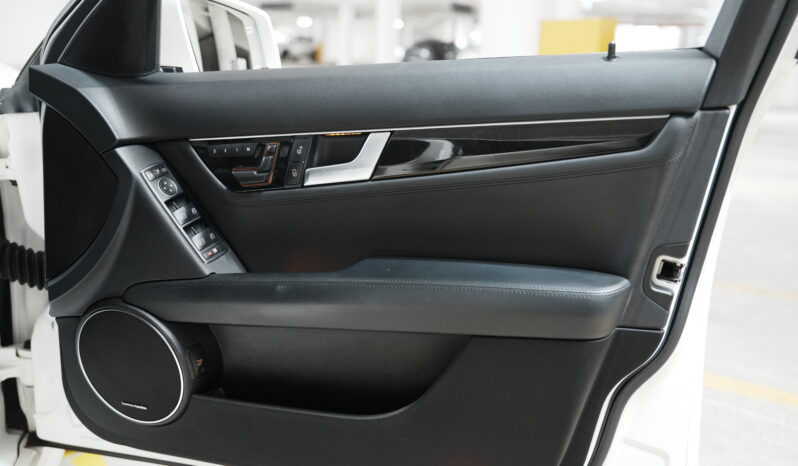 2013 Mercedes-Benz C63 AMG Performance Package Plus full