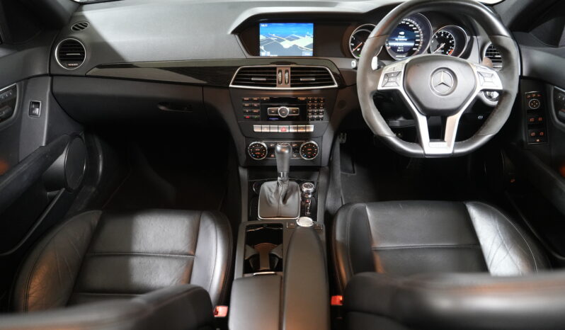 2013 Mercedes-Benz C63 AMG Estate full