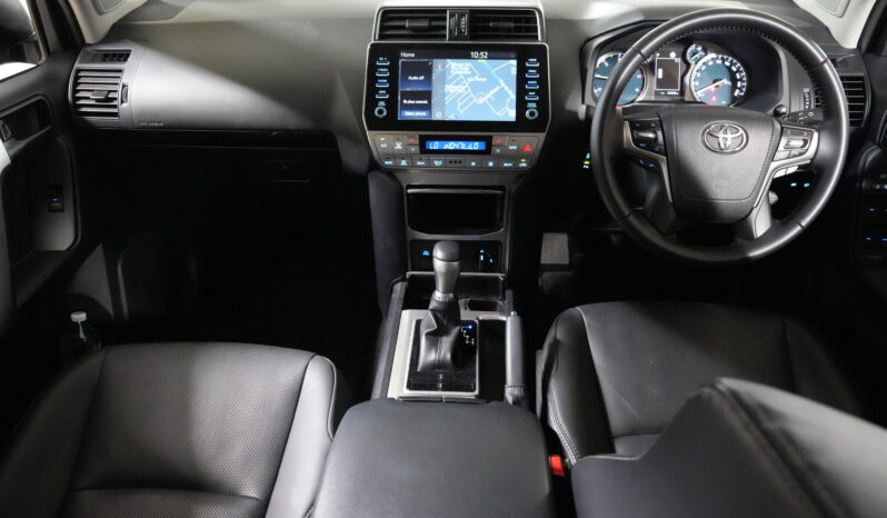 2022 Toyota Landcruiser Prado GXL full
