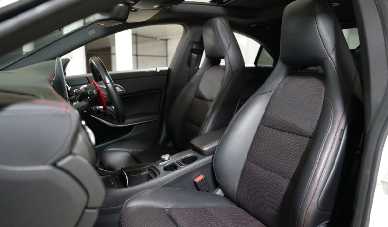 2016 MERCEDES-BENZ CLA250 Sport full