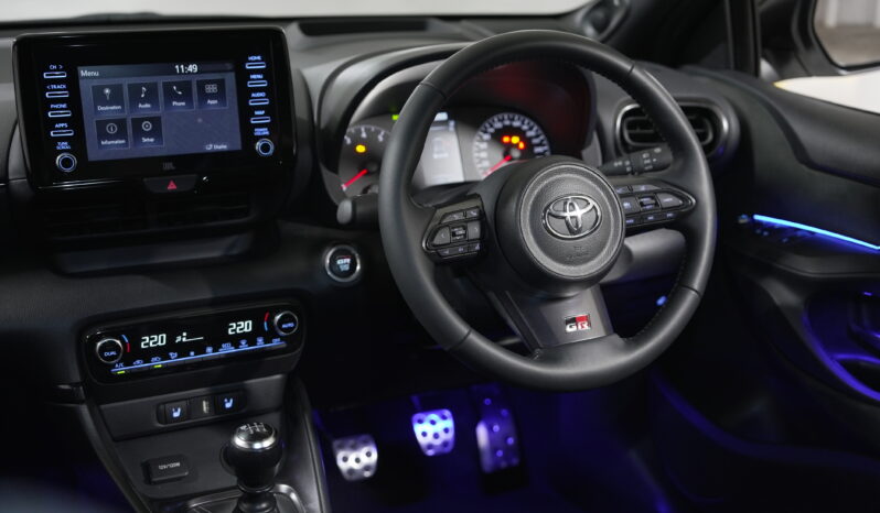 2021 Toyota Yaris GR full