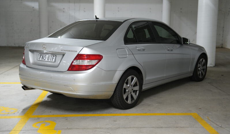 2009 Mercedes-Benz C200 Classic full