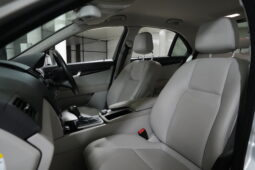 2009 Mercedes-Benz C200 Classic full