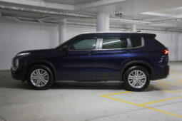 2023 Mitsubishi Outlander LS AWD full