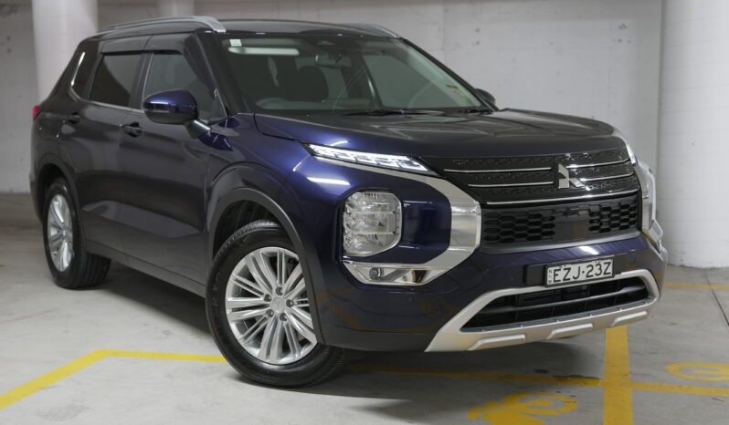 2023 Mitsubishi Outlander LS AWD full