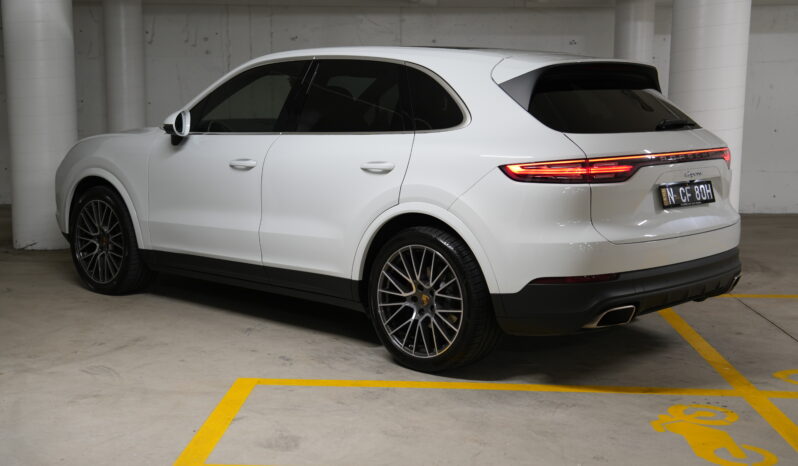 2021 Porsche Cayenne Wagon full