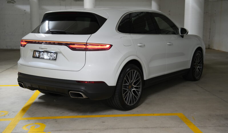2021 Porsche Cayenne Wagon full