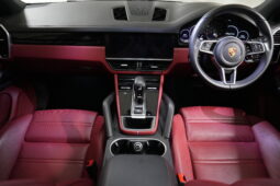 2021 Porsche Cayenne Wagon full