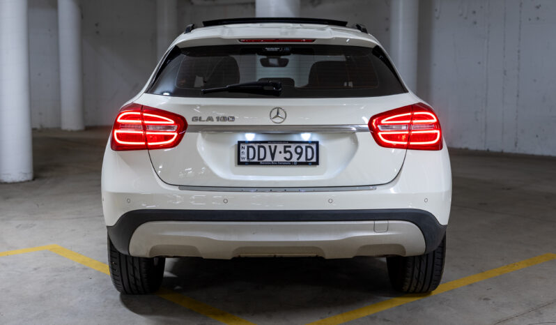 2016 MERCEDES-BENZ GLA180 full