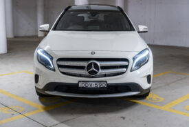 2016 MERCEDES-BENZ GLA180