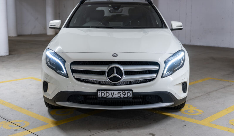 2016 MERCEDES-BENZ GLA180 full
