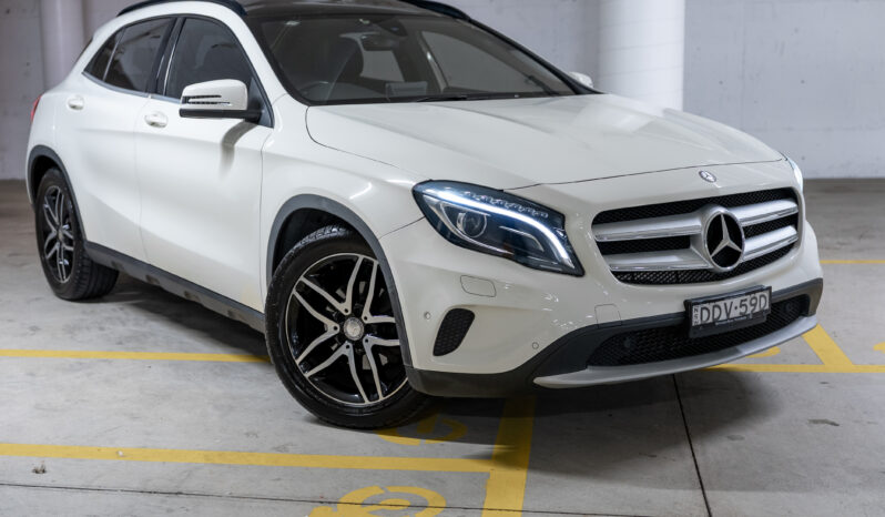 2016 MERCEDES-BENZ GLA180 full