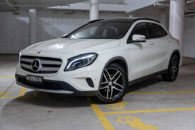 2016 MERCEDES-BENZ GLA180