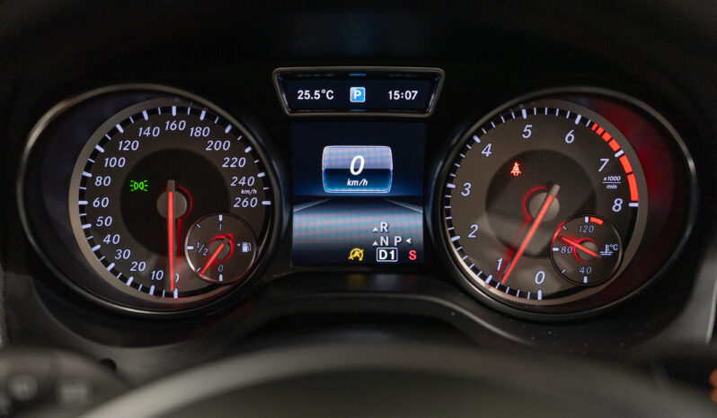 2016 MERCEDES-BENZ GLA180 full