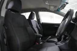 2015 Toyota Corolla Ascent Hatchback full