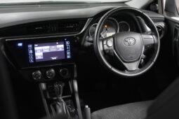 2015 Toyota Corolla Ascent Hatchback full