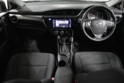 2015 Toyota Corolla Ascent Hatchback full