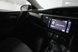 2015 Toyota Corolla Ascent Hatchback full