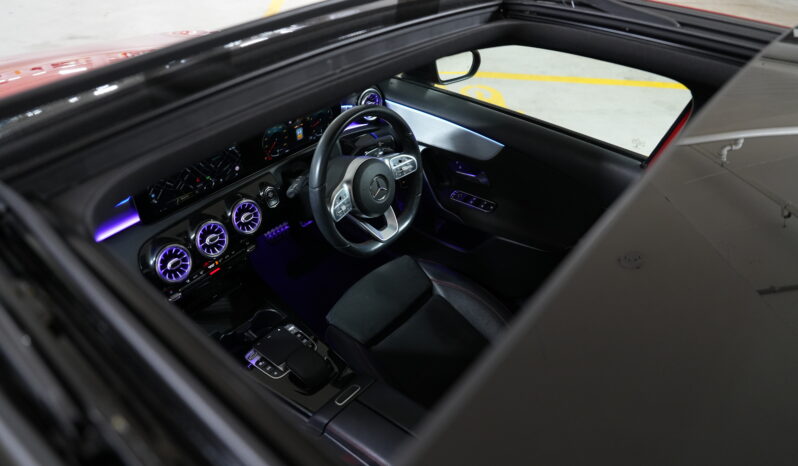 2019 Mercedes-Benz A-Class A200 full