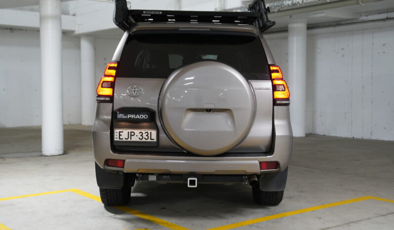 2020 Toyota Landcruiser Prado Kakadu full