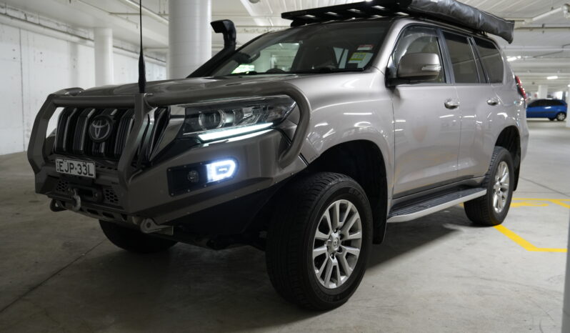 2020 Toyota Landcruiser Prado Kakadu full