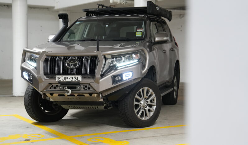 2020 Toyota Landcruiser Prado Kakadu full
