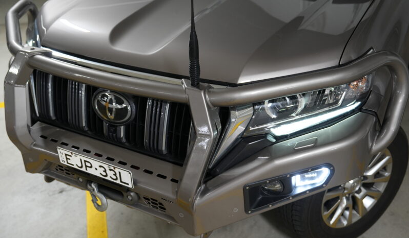 2020 Toyota Landcruiser Prado Kakadu full
