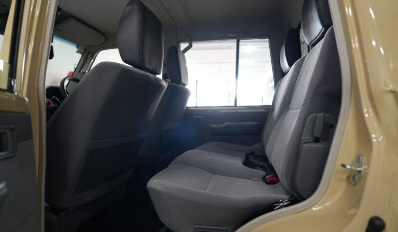 2024 Toyota Landcruiser GDJL79R GXL full