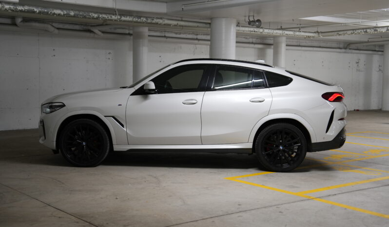 2021 BMW X6 xDrive30d M Sport full