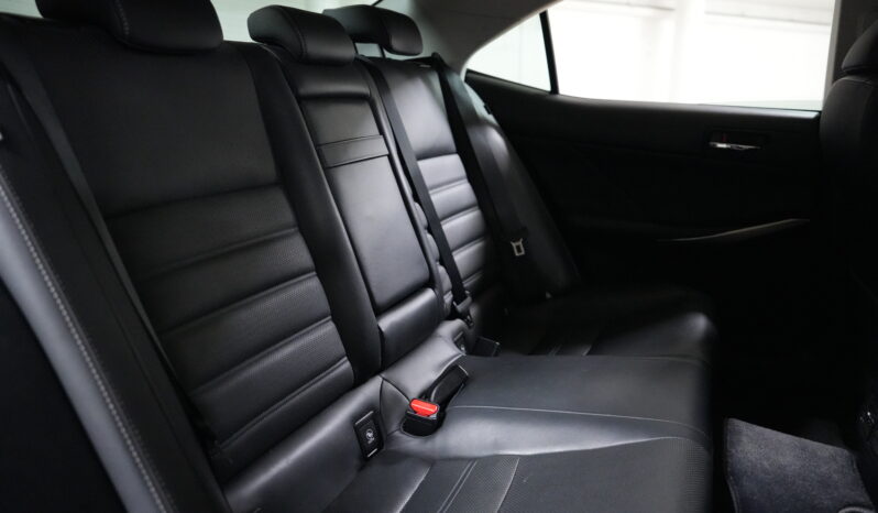 2016 Lexus IS200t Luxury full